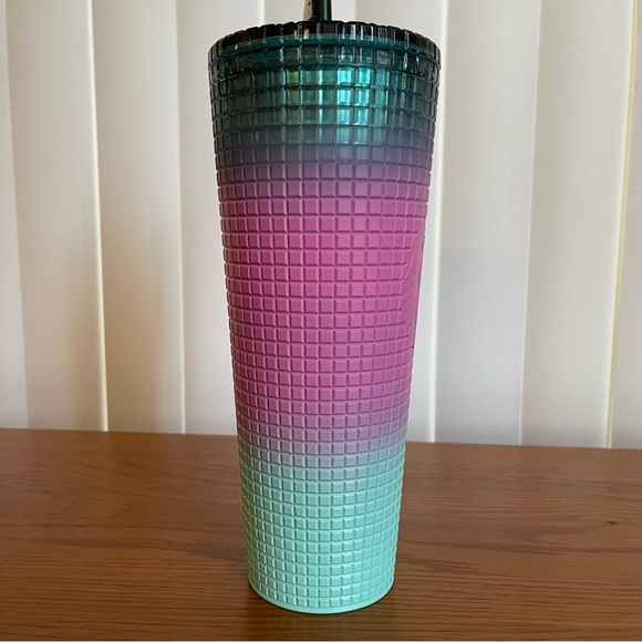 Starbucks Tumbler Valentines 2024 Ombré Cup - Picture 3 of 8